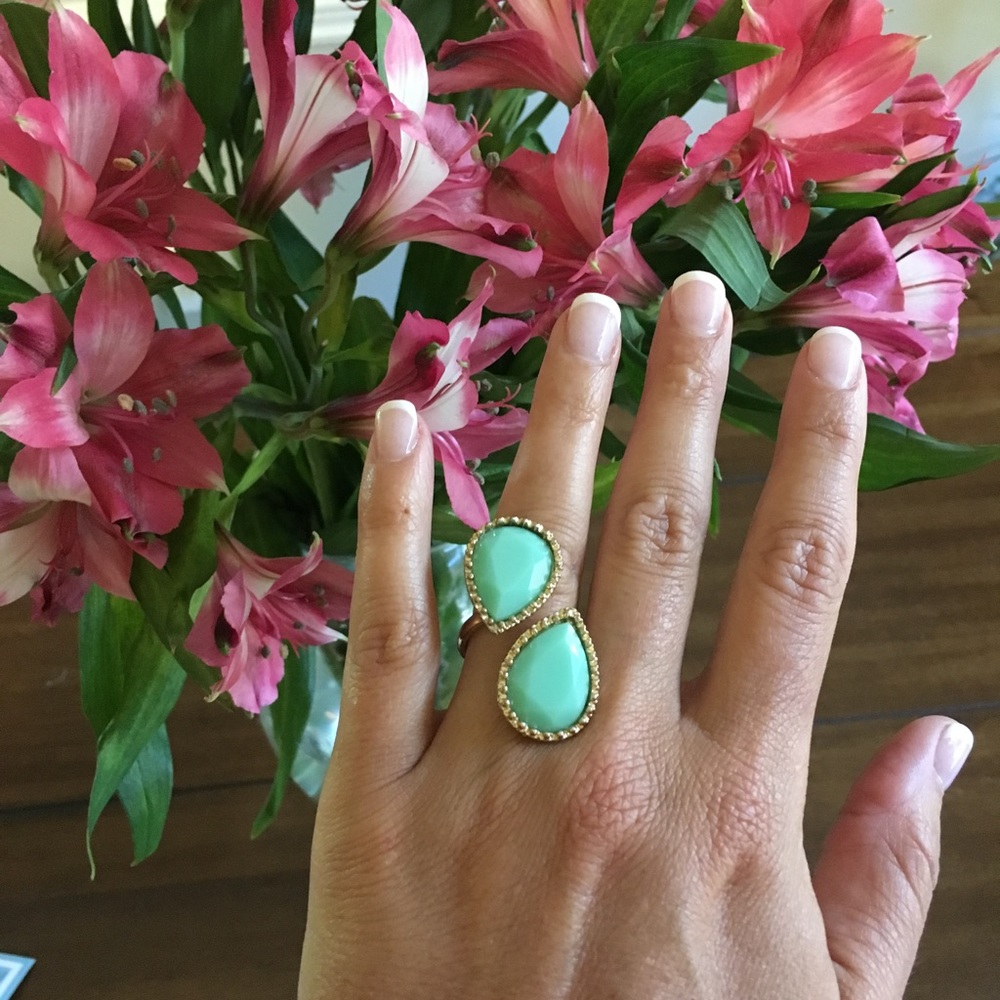 Stella & Dot Ring - Picture 2 of 3
