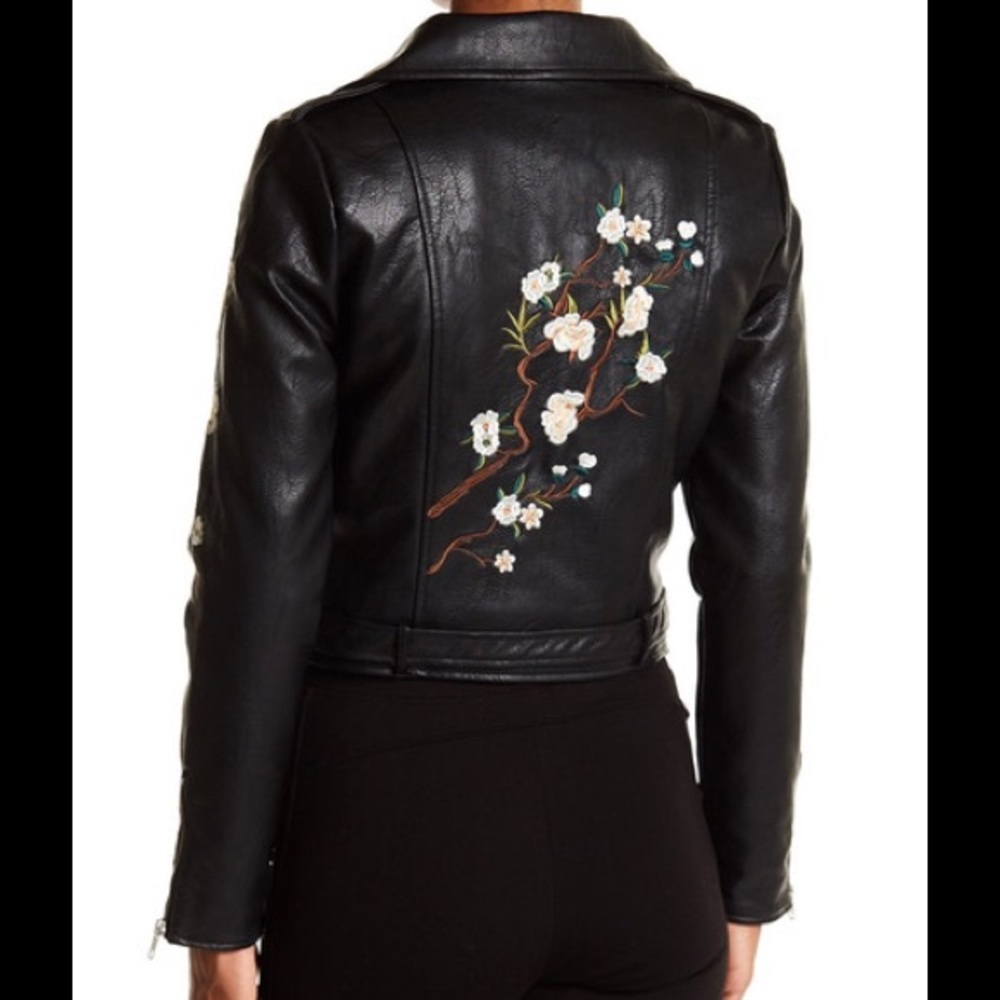 SOLD OUT - Picture 3 of 8