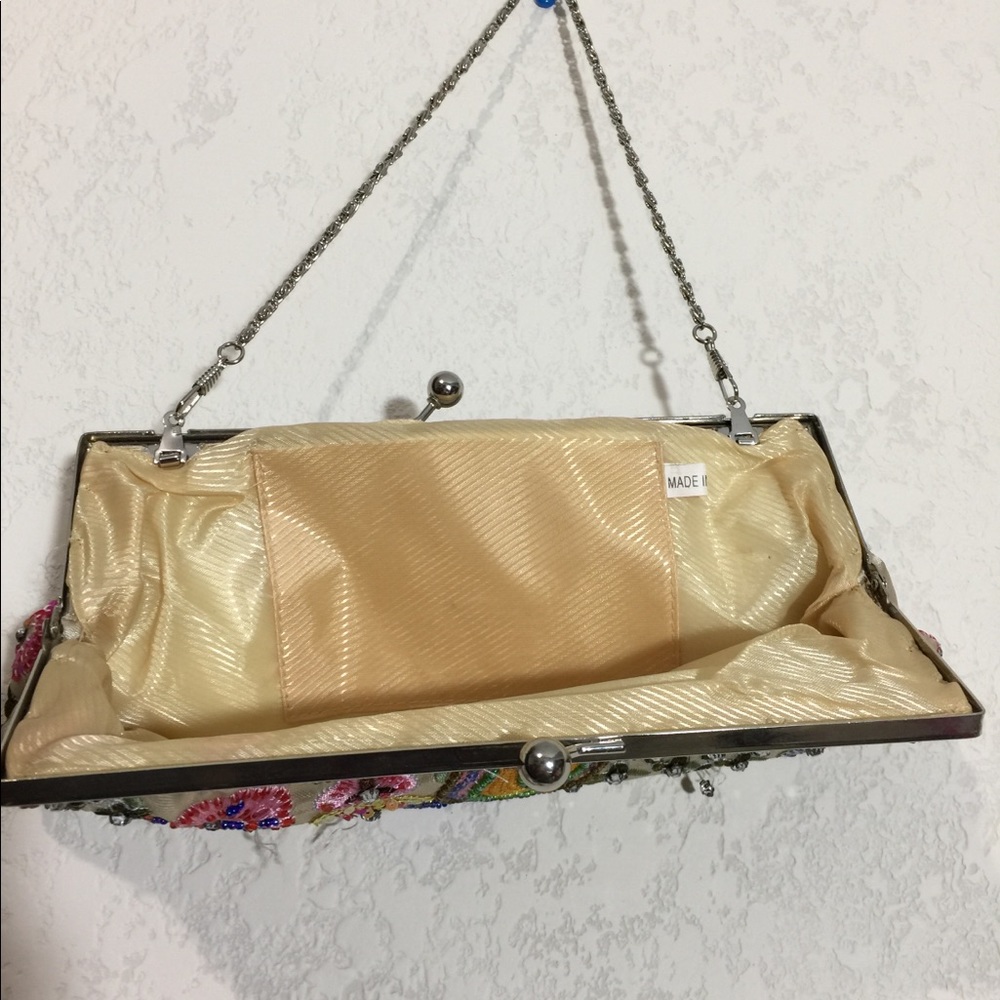 Beaded/ hand bag - Picture 2 of 4