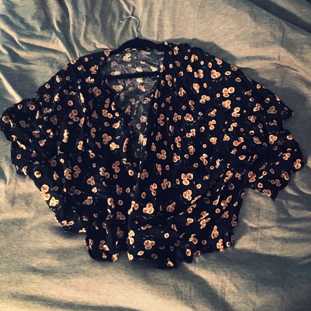 Pacsun Brandy Melville Sunflower Kimono
