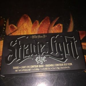 Kat Von D Shade + Light Quad in Sage