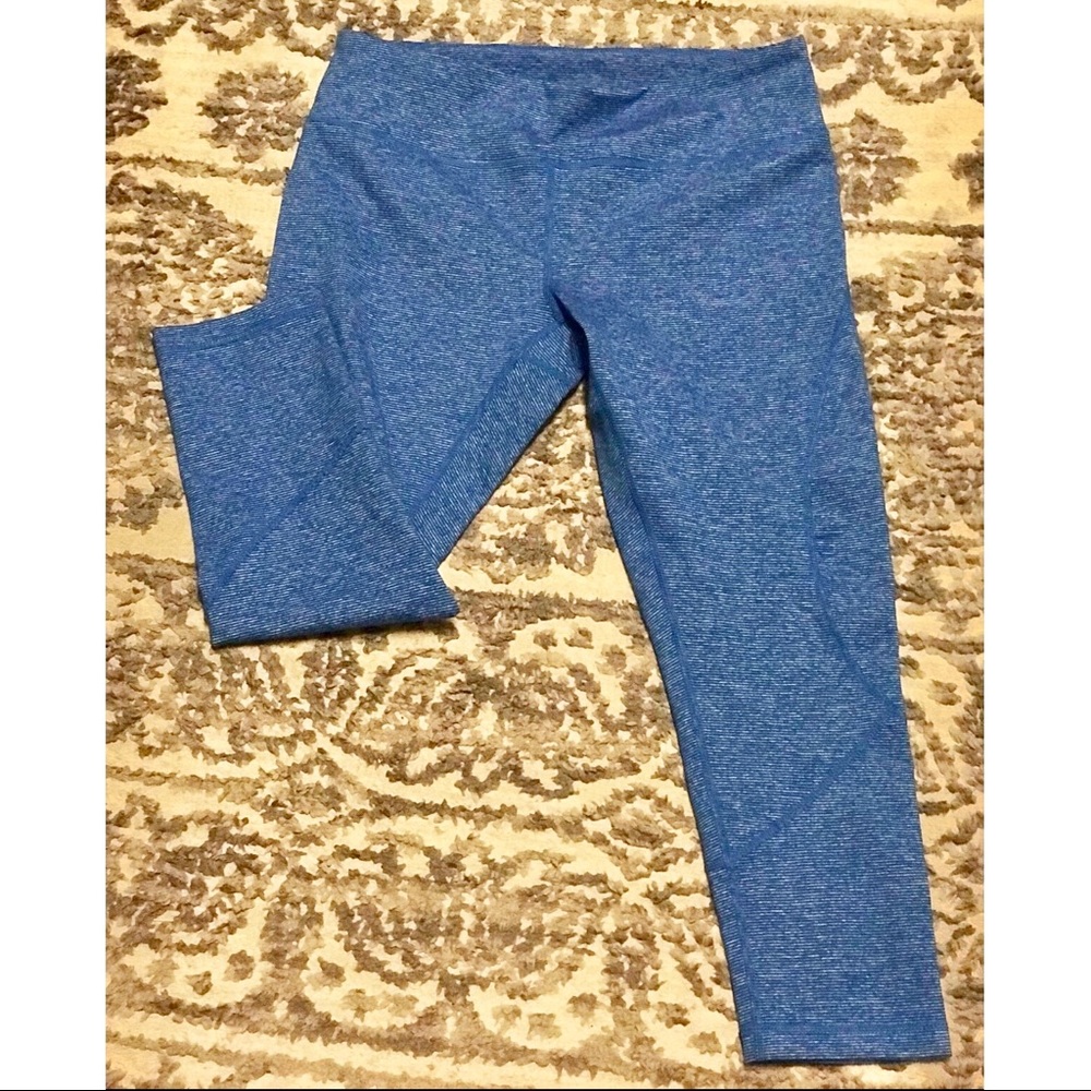💙ZELLA CROPPED LEGGINGS💙