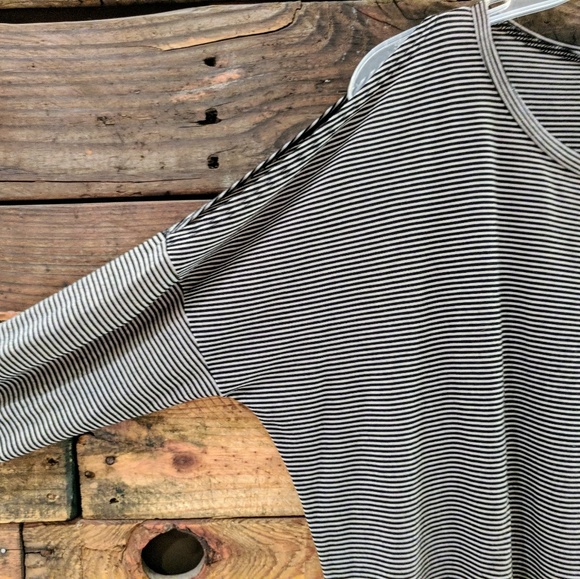 Project Social T Long Sleeve Cold Shoulder Tee - Picture 2 of 7