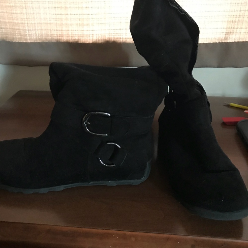 Black boots