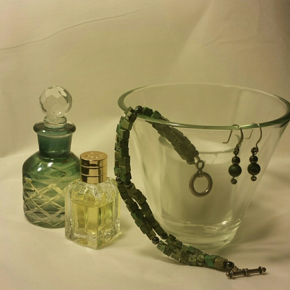 Green jasper & hematite bracelet and earring set