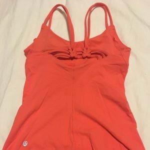 Lululemon strappy tank top with shelf bra