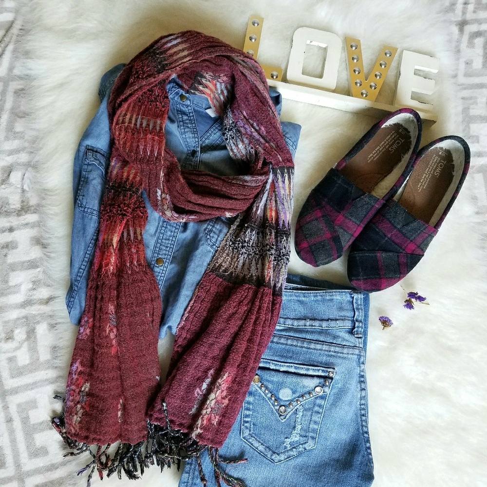 🎉Flannel Slip-On TOMS🎉 - Picture 2 of 5