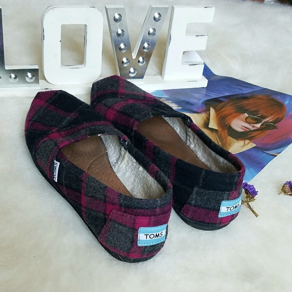 🎉Flannel Slip-On TOMS🎉 - Picture 4 of 5