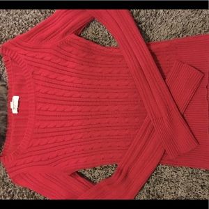 Long sleeve knit sweater
