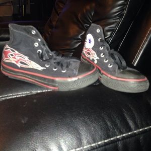 Little boys converse high tops in size 1