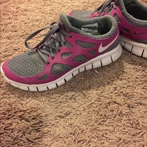 Women's Nike free run 2