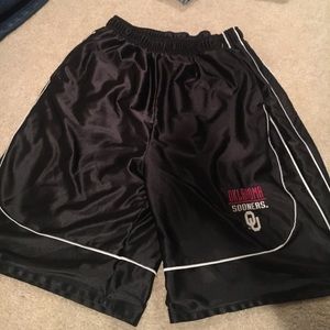 Oklahoma Sooners basketball shorts