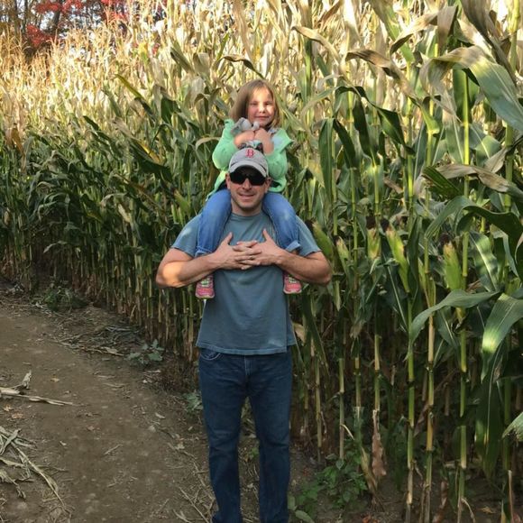 Meet your Posher, Jessica - Picture 1 of 1