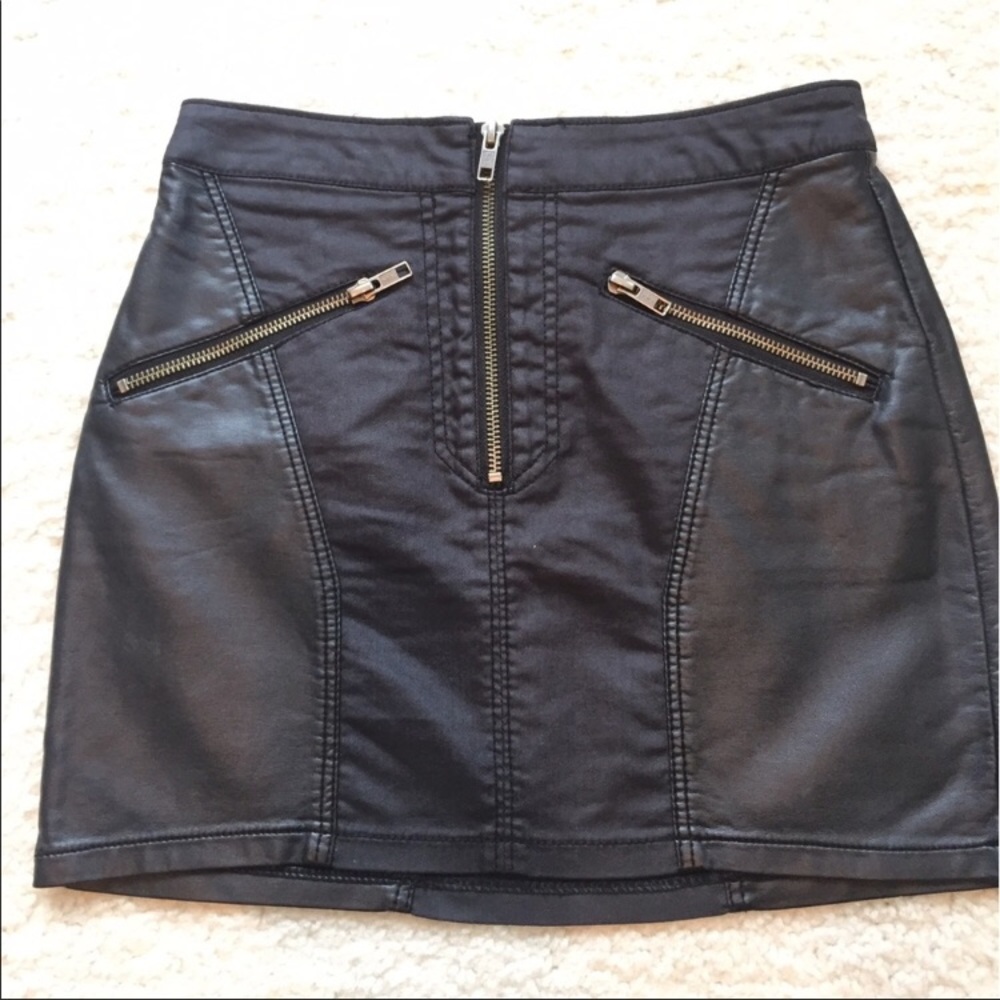 H&M Faux Leather Zip Up Mini Skirt