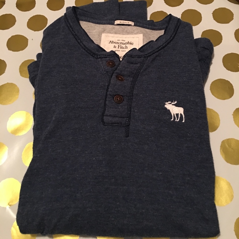 Abercrombie & Fitch Long Sleeve T-Shirt