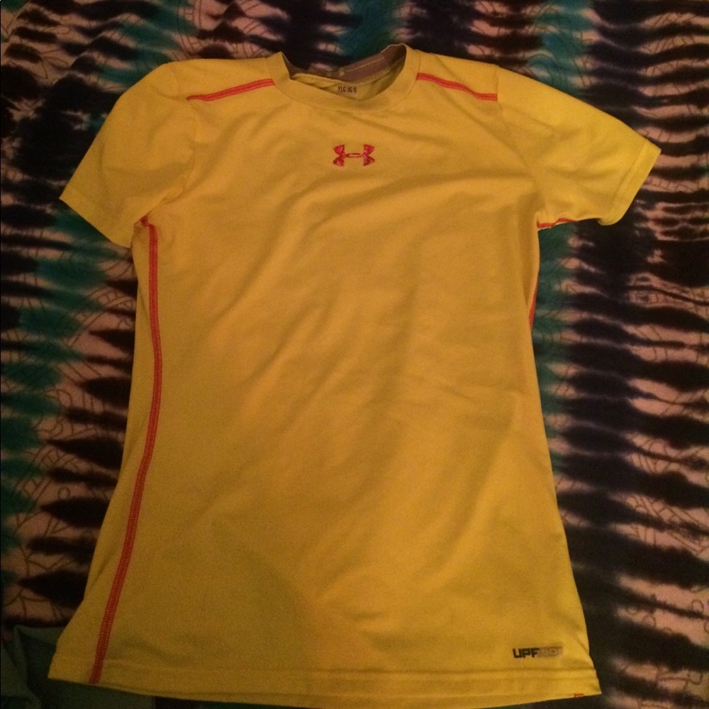 Under armor girls top