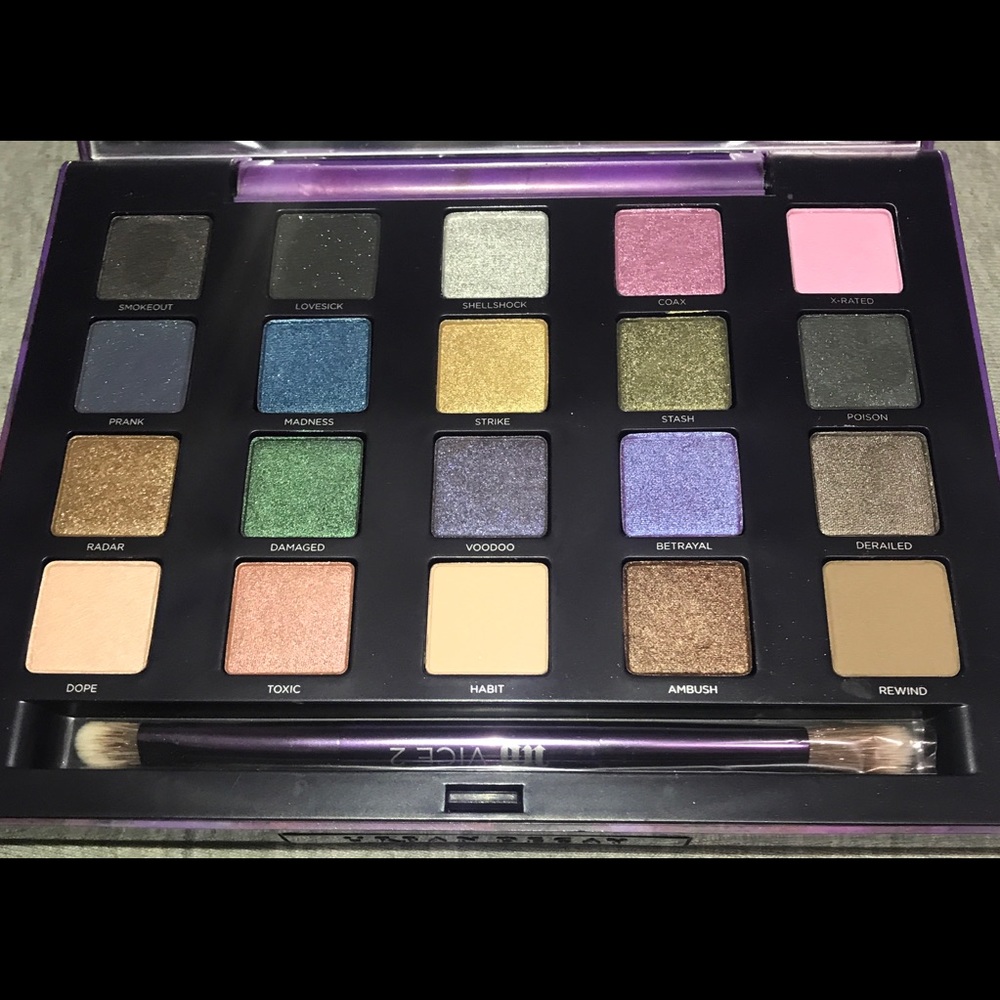Vice 2 eyeshadow palette