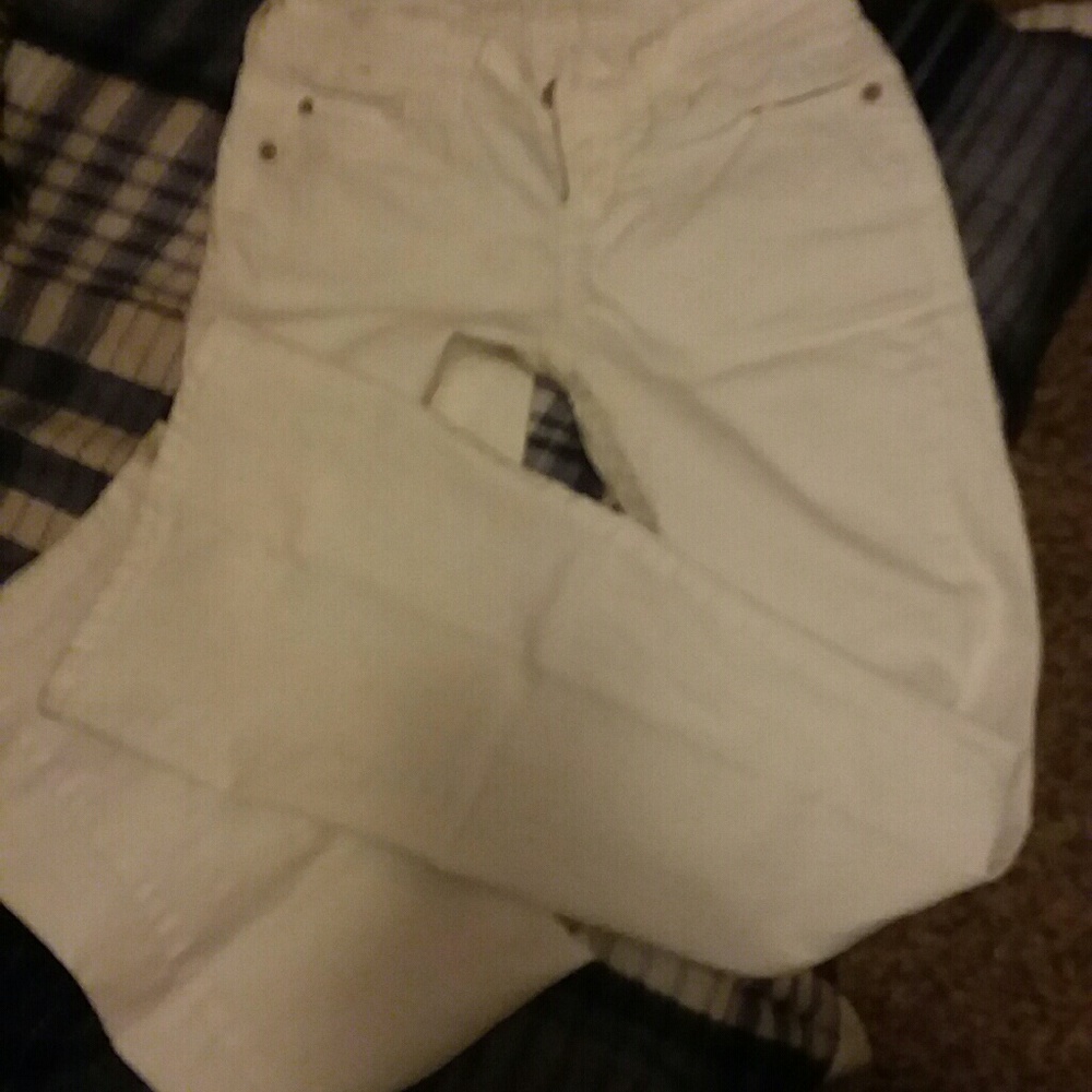 Wallflower jeans