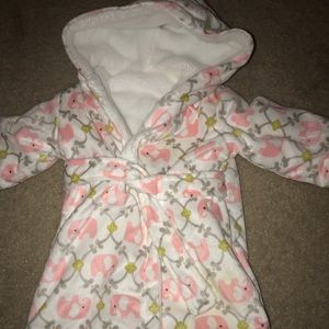 Bath robe! Never worn