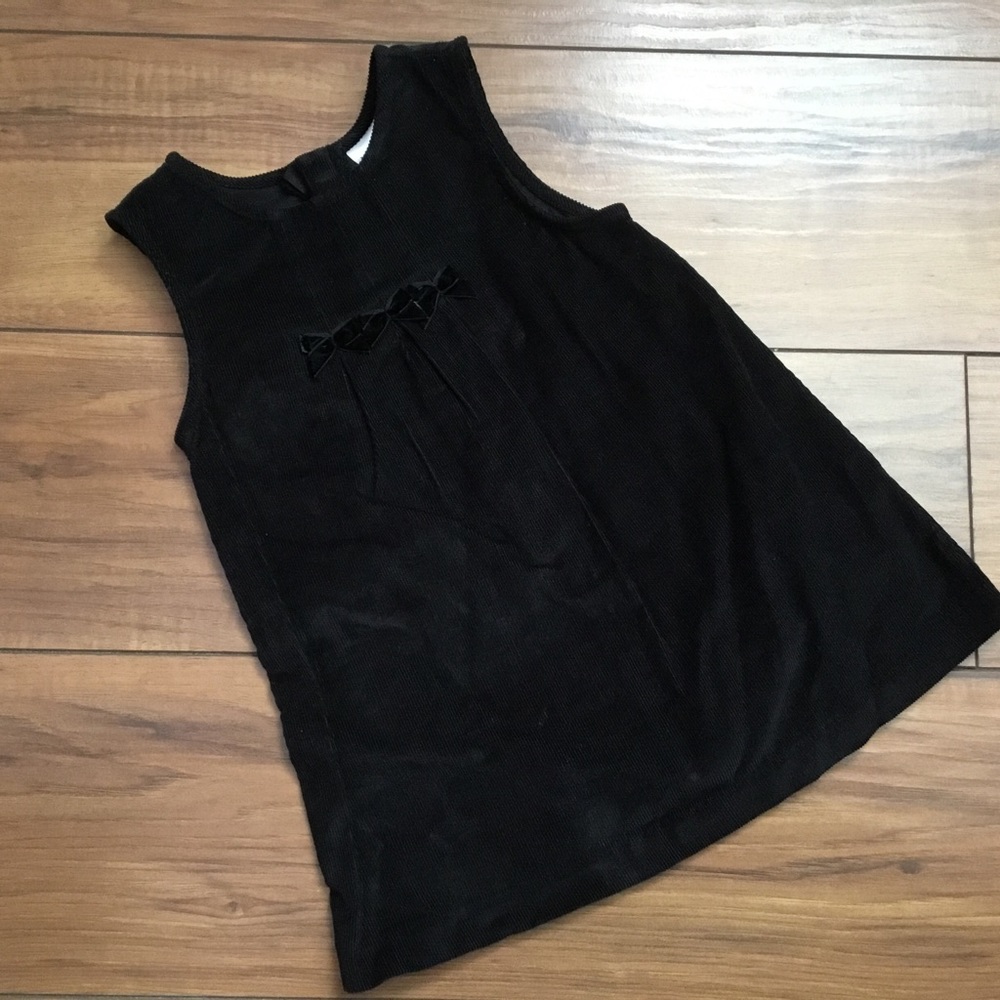 LITTLE BLACK DRESS
