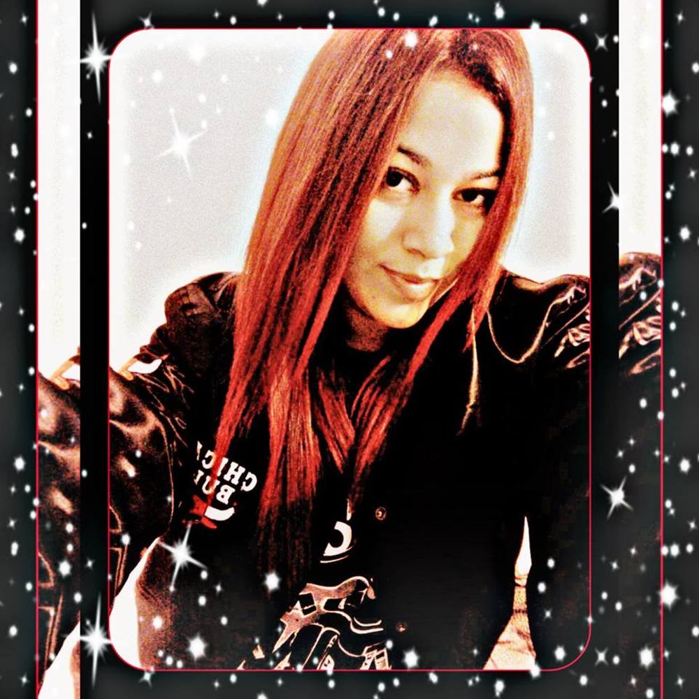 Meet your Posher, Mia