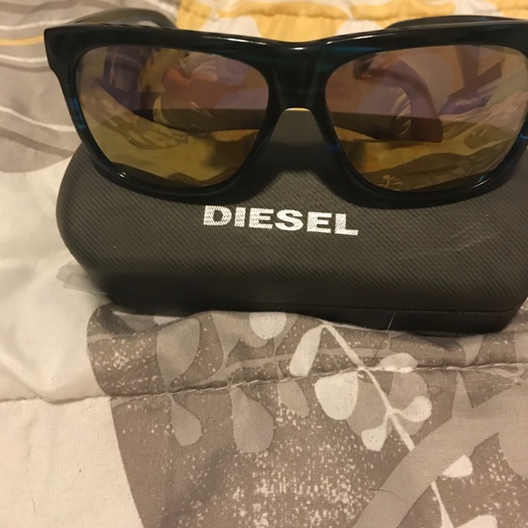 Original Diesel sunglasses - Picture 1 of 2