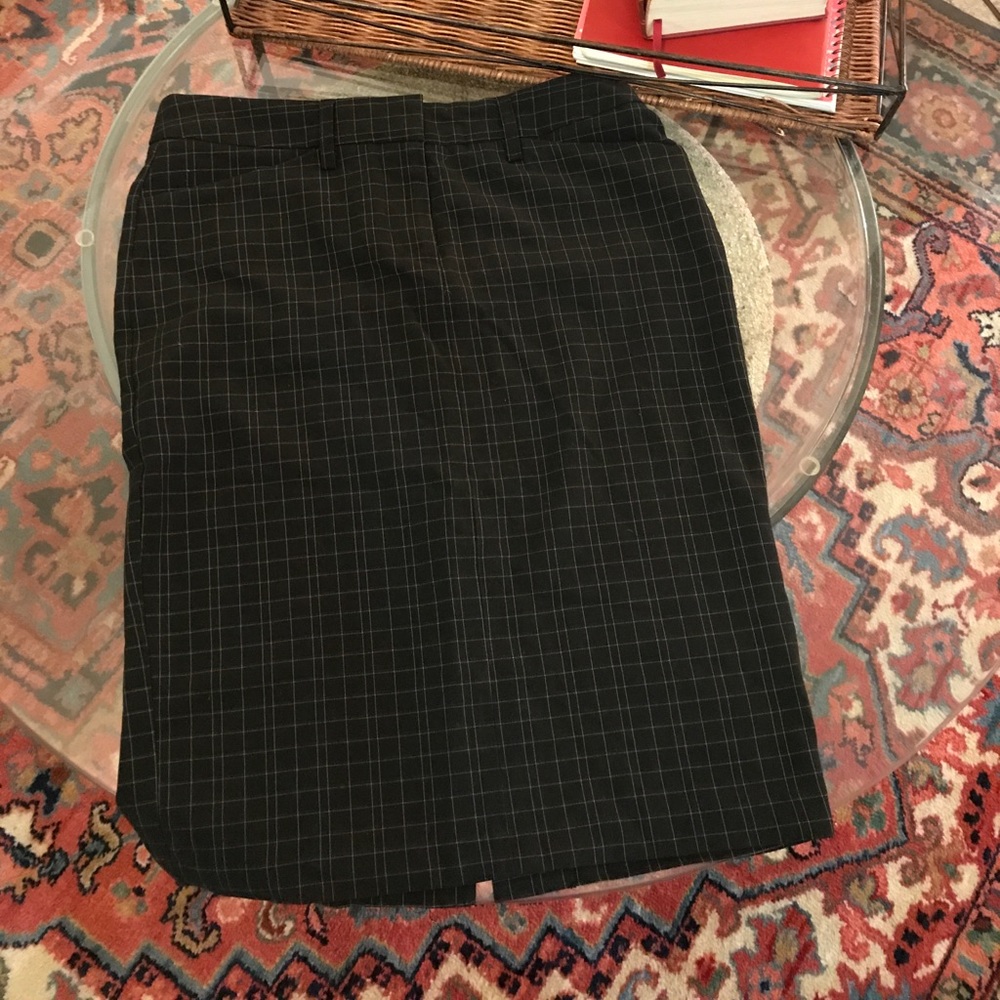 Pencil skirt black and white squares