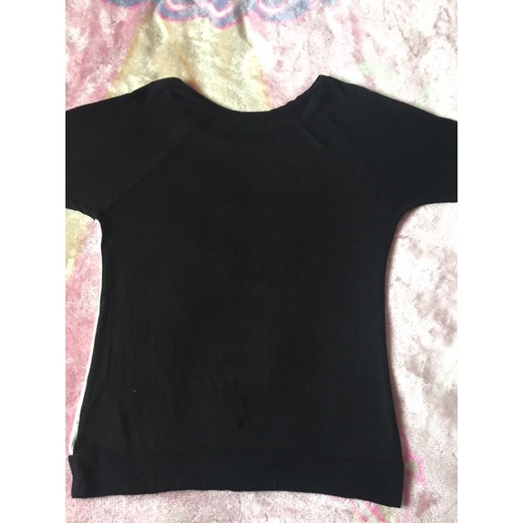 🌺✨ Flower half sleeve tee ✨🌺 - Picture 2 of 4