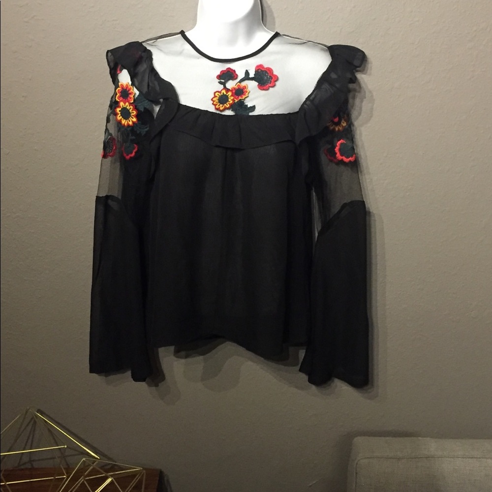 For Love & Lemons🍋 Black Embroidered Top BNWOT M