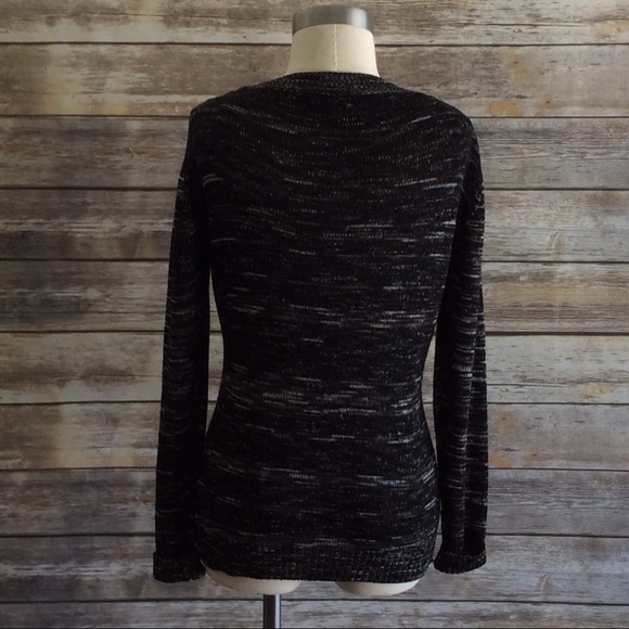 Women’s Griffin Cardigan - Picture 2 of 4