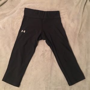 Under Armour Black Crop Leggings