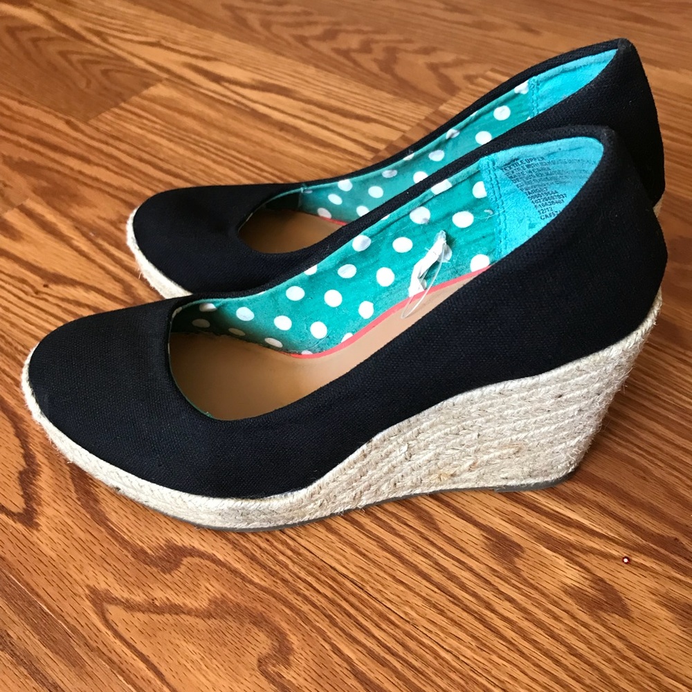Merona black espadrilles