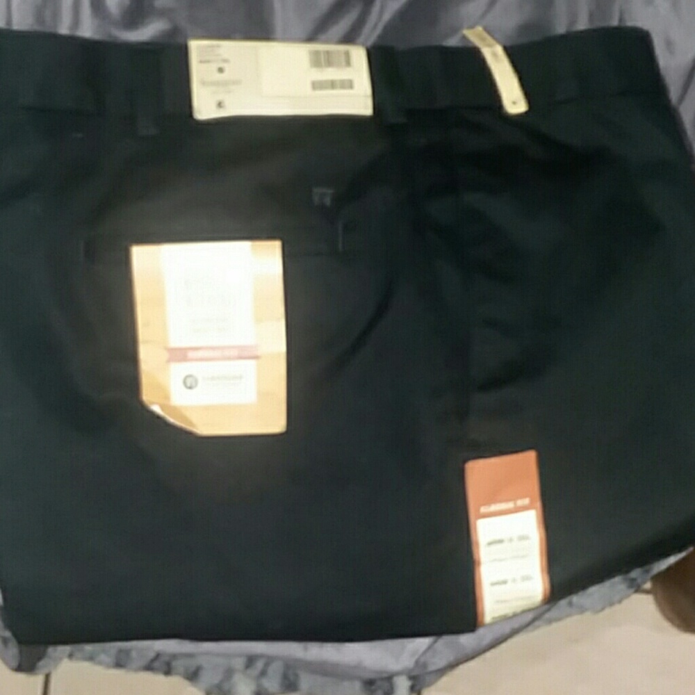 Men's work to weekend pants (NWT)