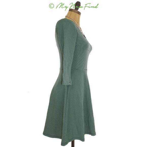 SOPRANO JUNIORS CHLOE 3/4 SLEEVE STRIPE DRESS - Picture 2 of 3