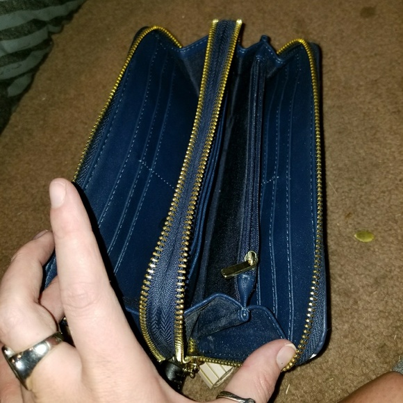 Costume.Fox.button down.Rebel 8 sweatshirt.Hurley - Picture 4 of 8