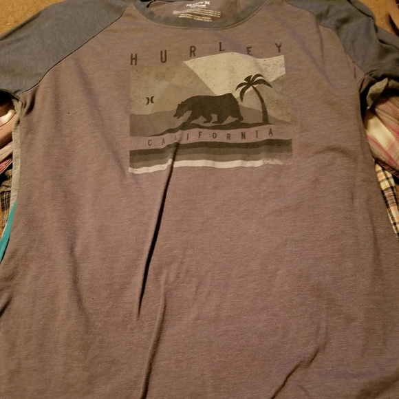 Costume.Fox.button down.Rebel 8 sweatshirt.Hurley - Picture 6 of 8