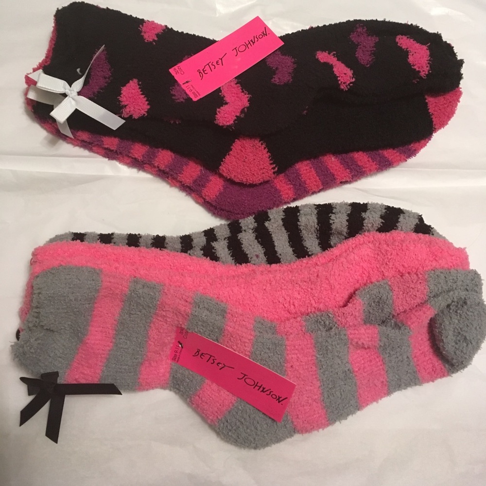 Betsey  Johnson Socks🌺 New