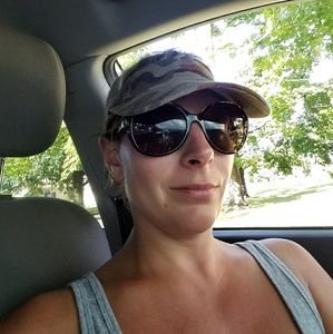 Meet your Posher, Summer