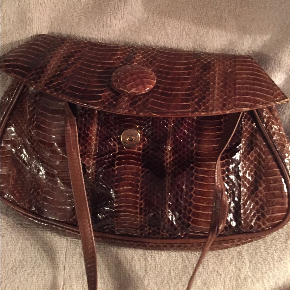 Leather handbag