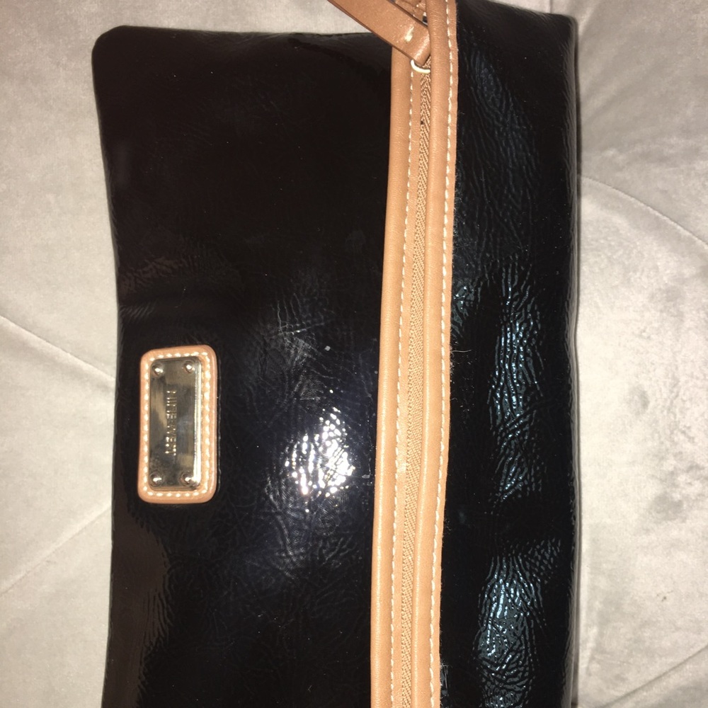 nine west clutch bag with strap inside