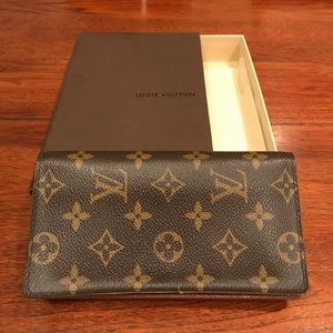 Authentic Louis Vuitton Checkbook Cover Cover
