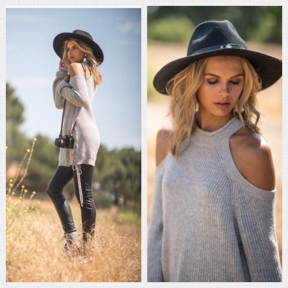 LAST ONE MED Grey cold shoulder halter sweater. - Picture 2 of 8