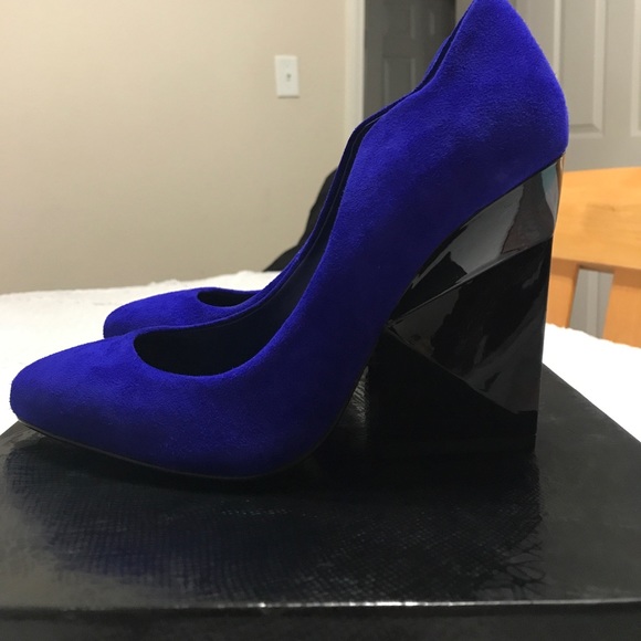 DOLCE VITA BLUE GEOMETRIC HEELED WEDGES SZ 7.5 - Picture 3 of 7