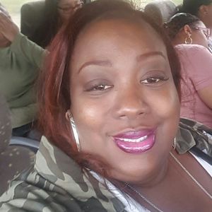 Meet your Posher, Fadelia