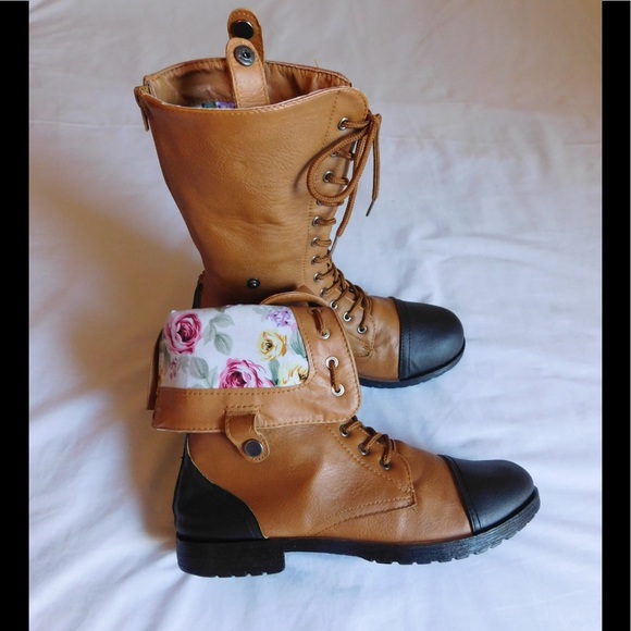 Divine Tan/Brown Combat Boots W/Cute Fabric Design - Picture 2 of 7