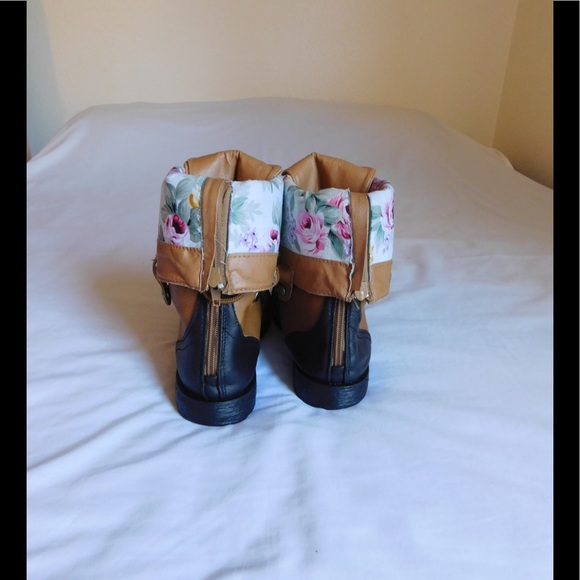 Divine Tan/Brown Combat Boots W/Cute Fabric Design - Picture 3 of 7