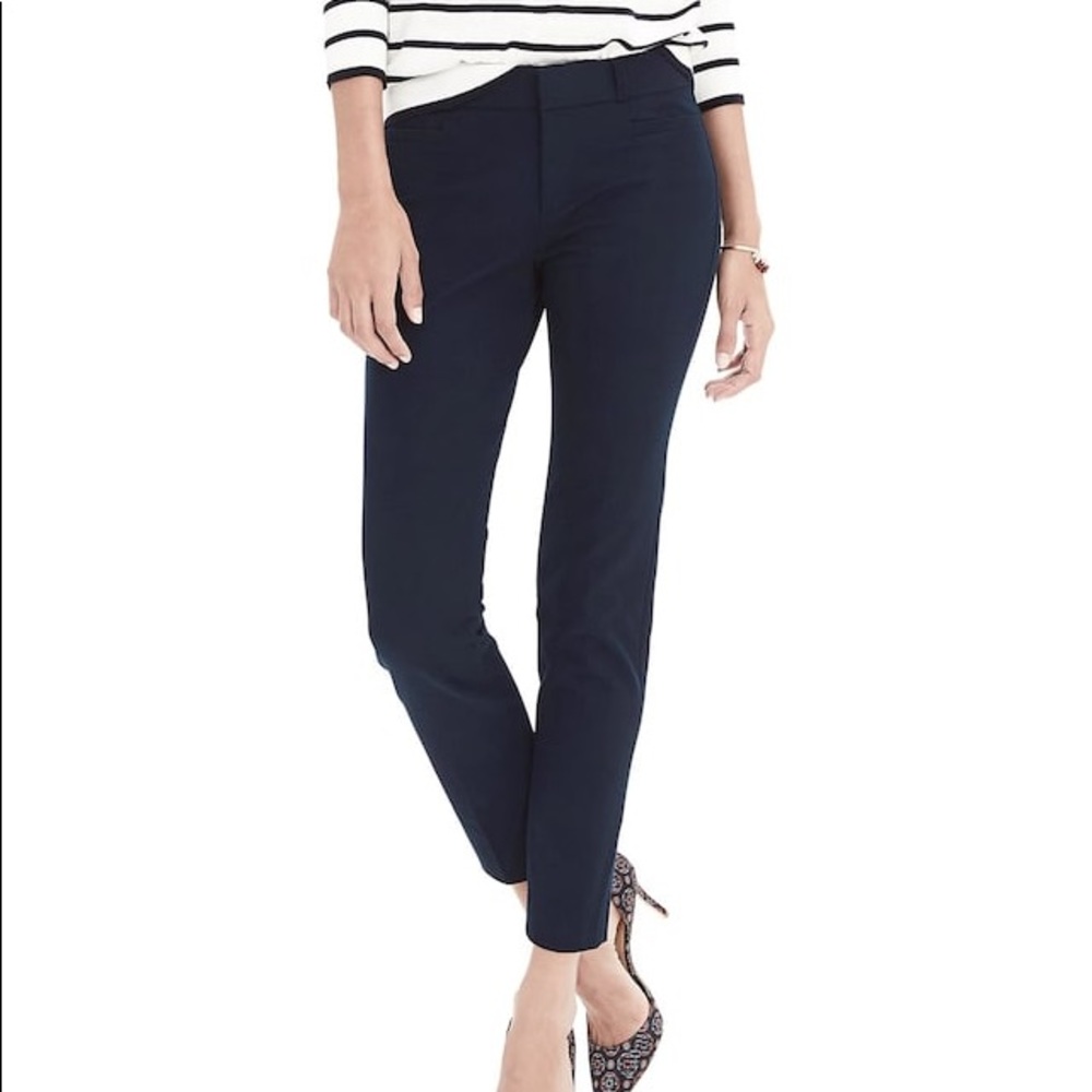 Banana Republic Sloan Fit Solid Navy Pant Size: 12