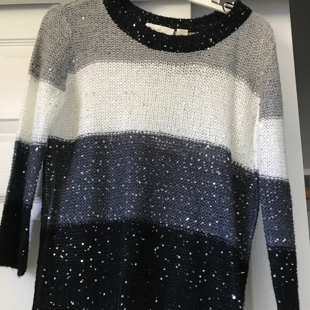 Grey and black lightweight sweater