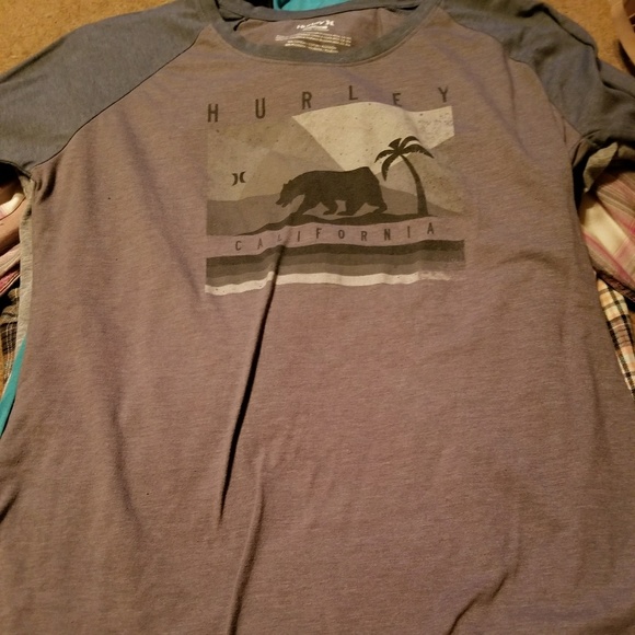 Clothes - Picture 4 of 8