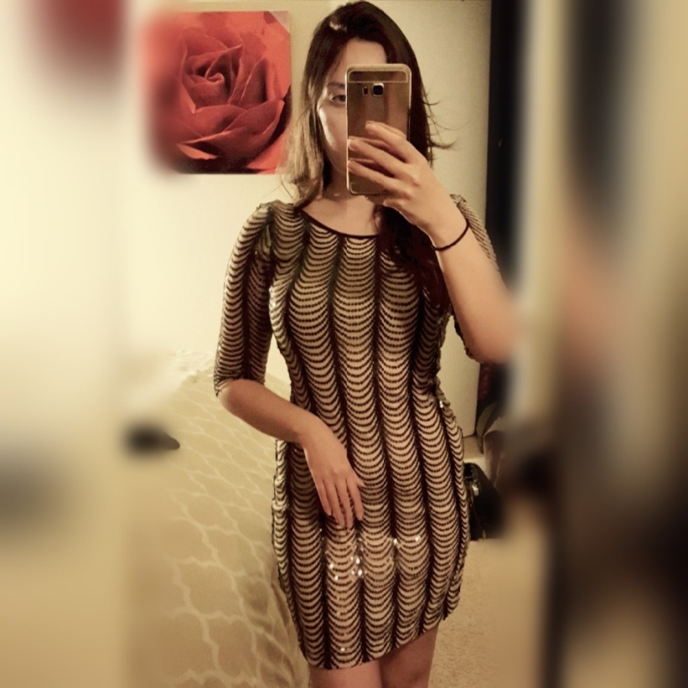 Gatsby Scalloped Sequin Dress